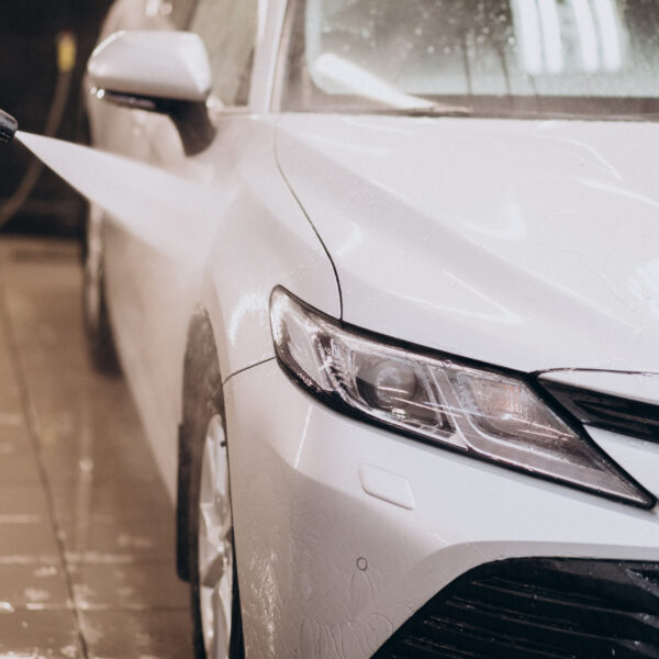 Car wash detailing station